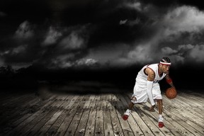 多米体育全站官网-C罗跨界引爆热议！NBA赛场惊现总裁式助攻，雄鹿绝杀背后藏惊天秘密